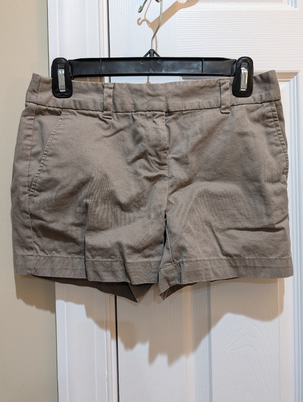 Ann Taylor LOFT Brown Shorts, Size 00